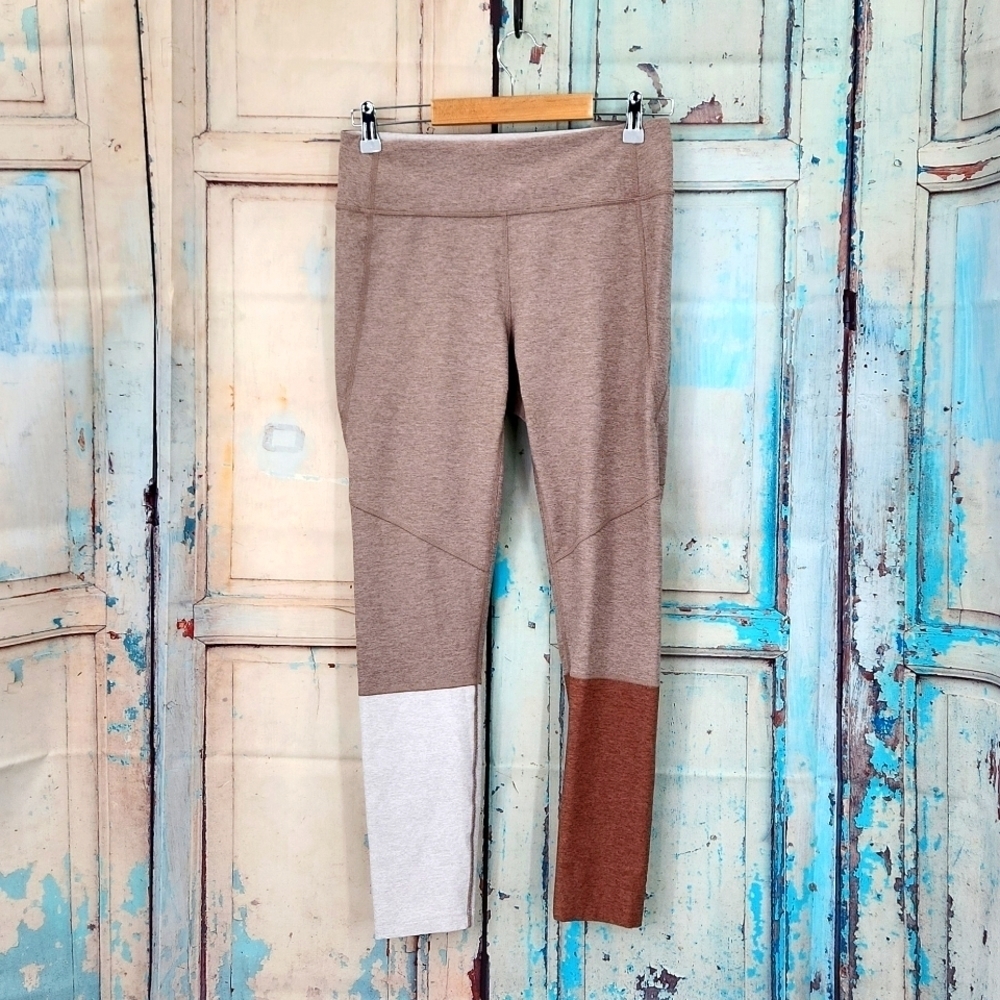 Outdoor Voices Dipped Leggings View 2